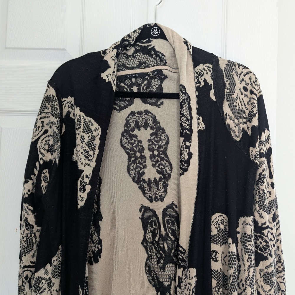 CYRUS Black Beige‎ Lace Print Waterfall Open Front Cardigan Sweater Womens M